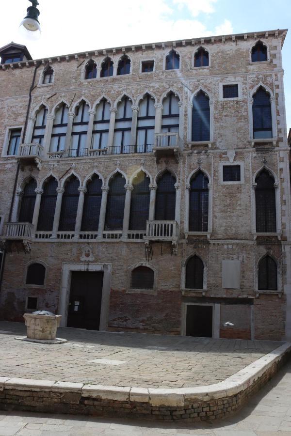 Honeymoon Venice Exterior photo