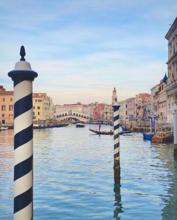 Honeymoon Venice Exterior photo